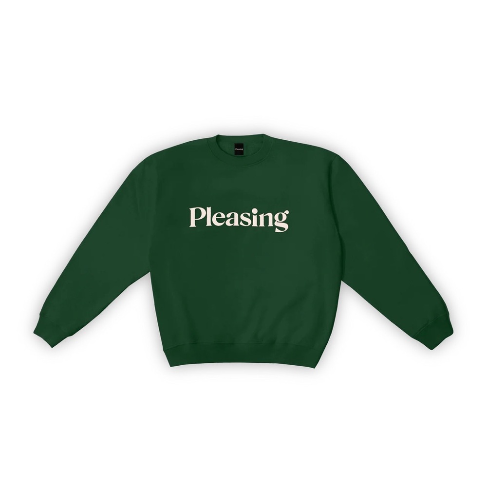 NEW THE PLEASING FOREST GREEN CREWNECK